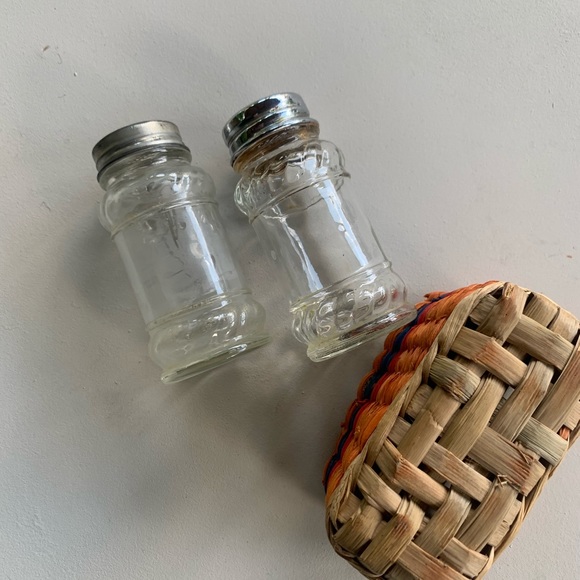 Vintage Salt & Pepper Shakers With Woven Basket - Picture 6 of 8